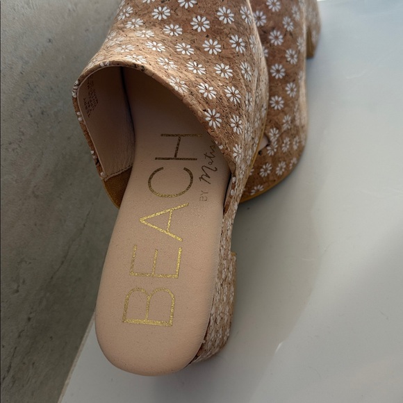 Beach by Matisse Cork Floral Women's Mules (NWOT) - Picture 2 of 6